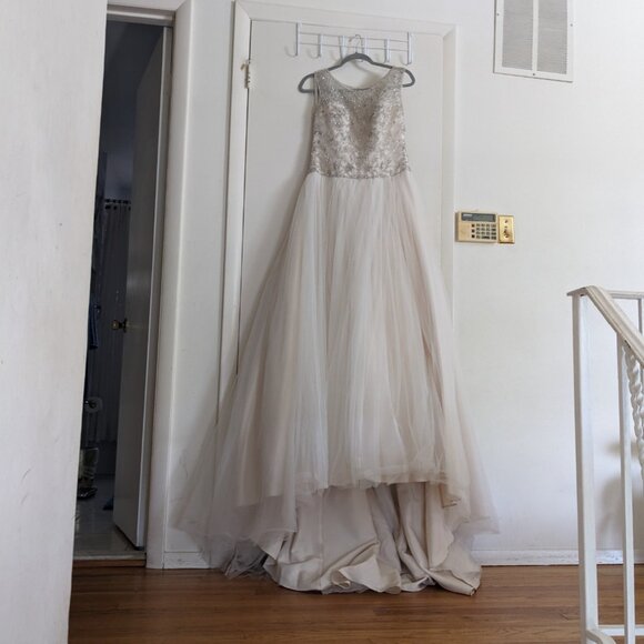 Oleg Cassini Ball Gown Wedding Dress with Beading - Ivory/Cream (Size 8) - Picture 2 of 8